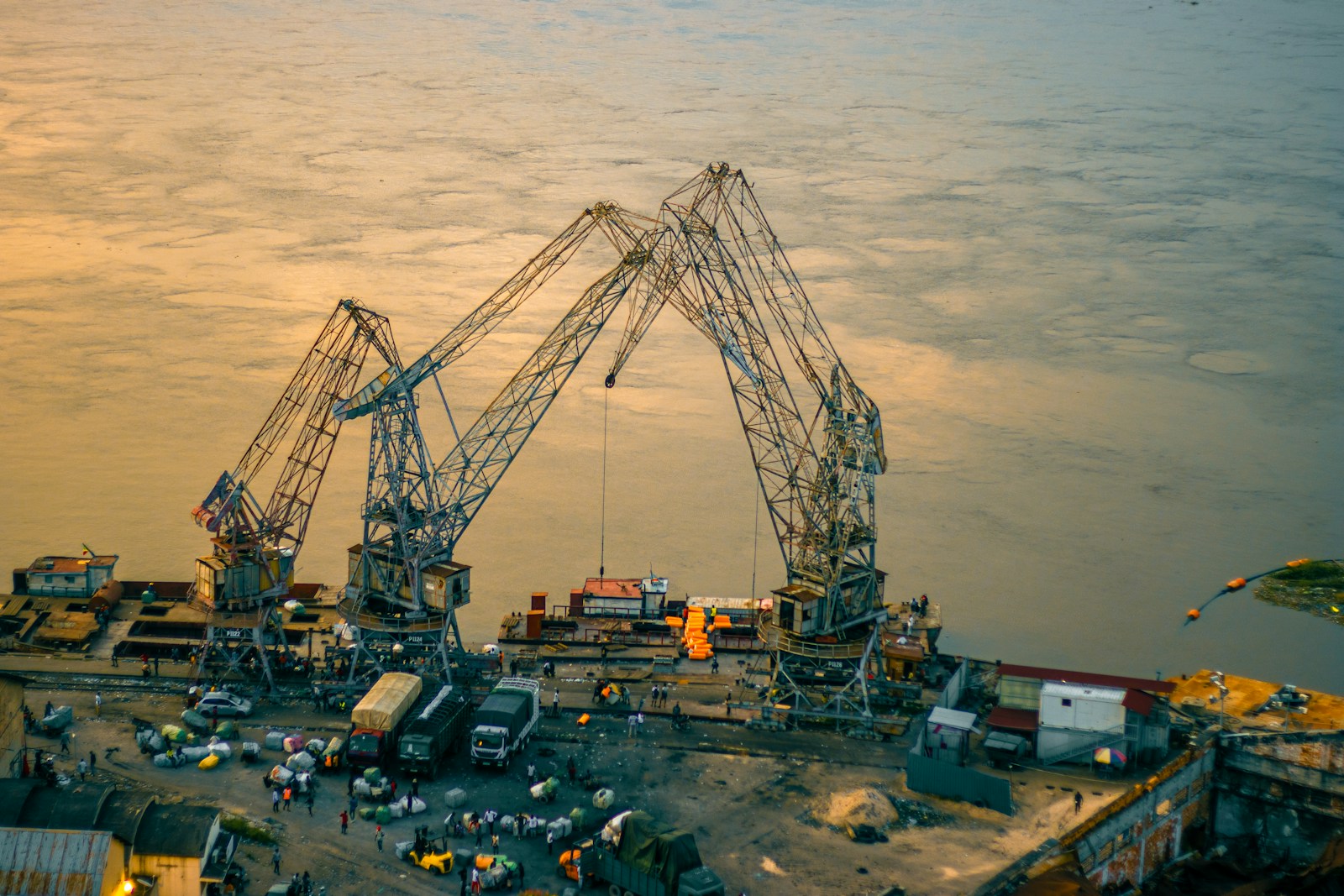 How to Send Logistics to Congo from South Africa: A Complete Guide